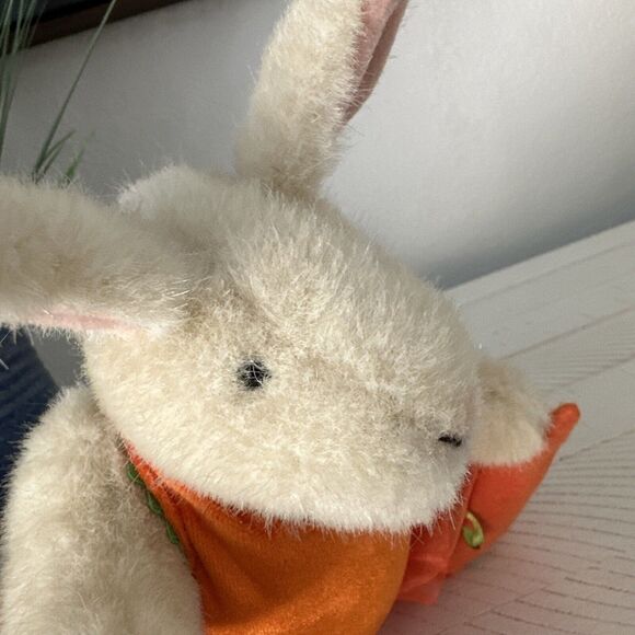 Muffy VanderBear A Salad Ballad “Waltz of the Veges” HOPPY VANDERHARE as Carrot - Picture 8 of 8